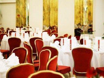 Casino 2000 - Adult Guests Only Artybash